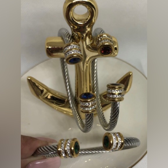 New Arrival!! Stainless Steel Bangle Cuff Bracelet. - Picture 2 of 8